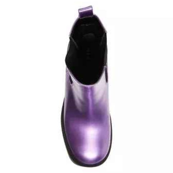 Madden Girl Tippah Double Gore Bootie with Lug Sole - Picture 6 of 7